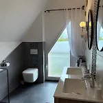 Panzió Le Clos Des Pommiers, D'hotes & Tracy-sur-Mer