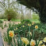 Bed & Breakfast Le Clos Des Pommiers, D'hotes & Tracy-sur-Mer