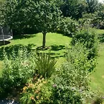 Le Clos Des Pommiers, D'hotes & Tracy-sur-Mer