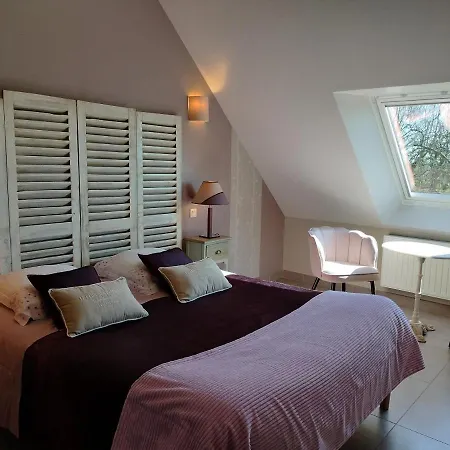 Le Clos Des Pommiers Nocleg ze śniadaniem 3*