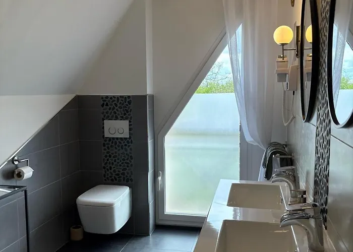 Bed & Breakfast Le Clos Des Pommiers, D'hotes & Tracy-sur-Mer