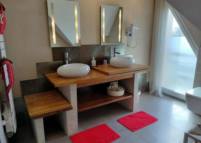 Le Clos Des Pommiers, D'hotes & Tracy-sur-Mer