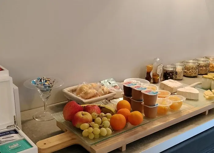 Le Clos Des Pommiers, D'hotes & Bed & Breakfast 3*